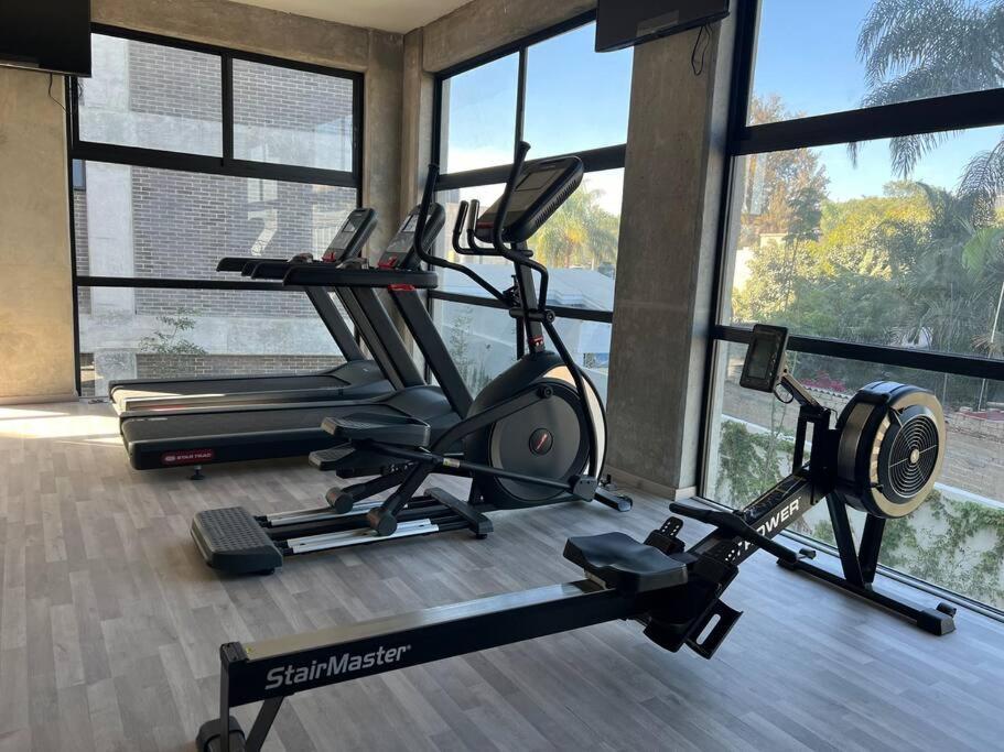 Depa Boho Al Sur Pet Friendly Piscina Gym Sala De Cine Apartment Guadalajara Luaran gambar
